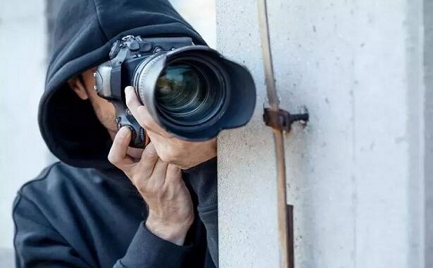 星空体育网站安全:黄智雯再战舞台剧后 演绎男奸角粗口连场创顶峰 随胞姐进军教育界享用满意感